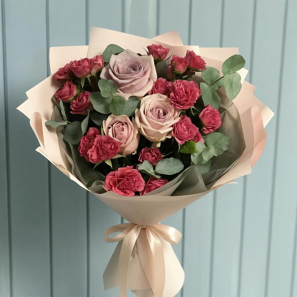 Букет цветов из: Гвоздики и Розы в Новольвовск
