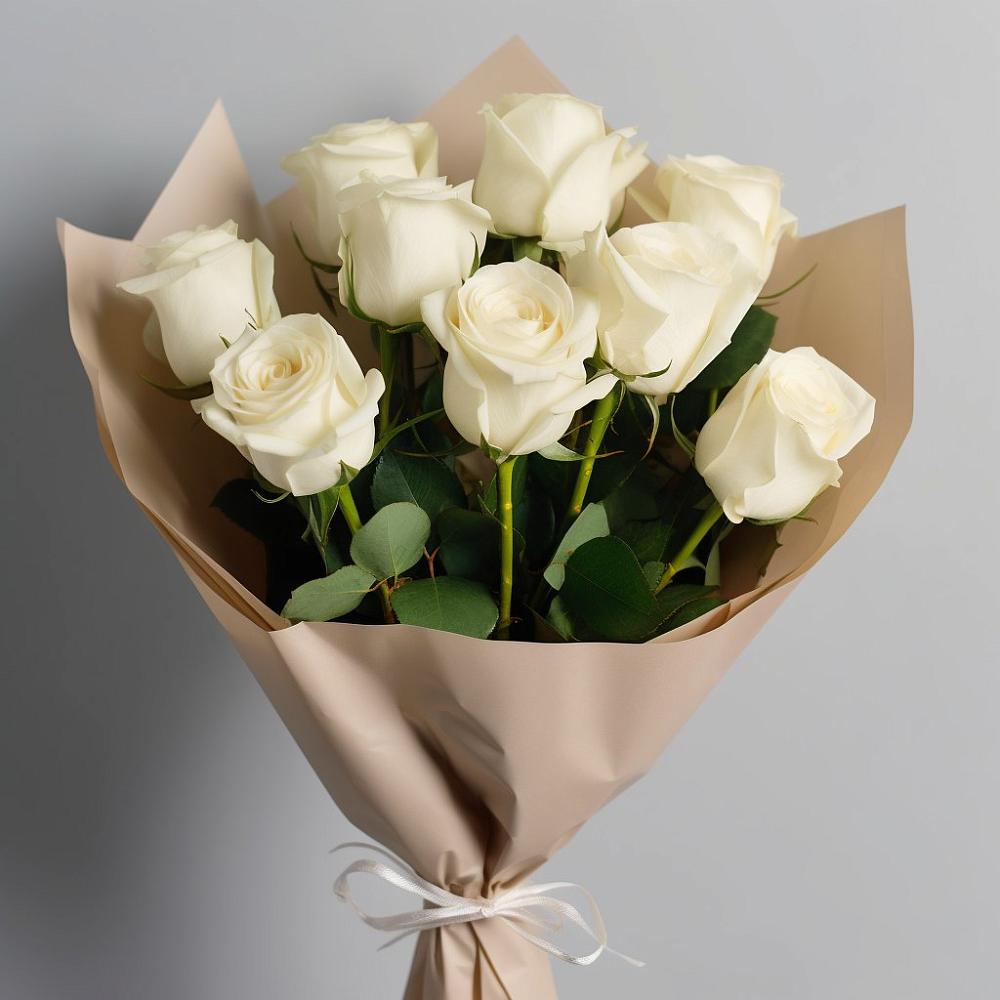 Букет 9 Белых роз Эдлесс Лав в Новольвовск