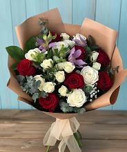 Букет цветов из:  Розы и Альстромерии в Новольвовск