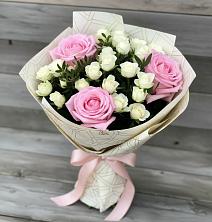 Букет цветов из:  Розы в Новольвовск