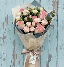 Букет цветов из:  Розы в Новольвовск