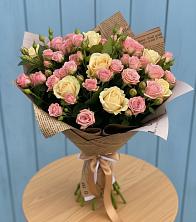Букет цветов из:  Розы в Новольвовск