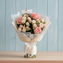 Букет цветов из:  Розы в Новольвовск